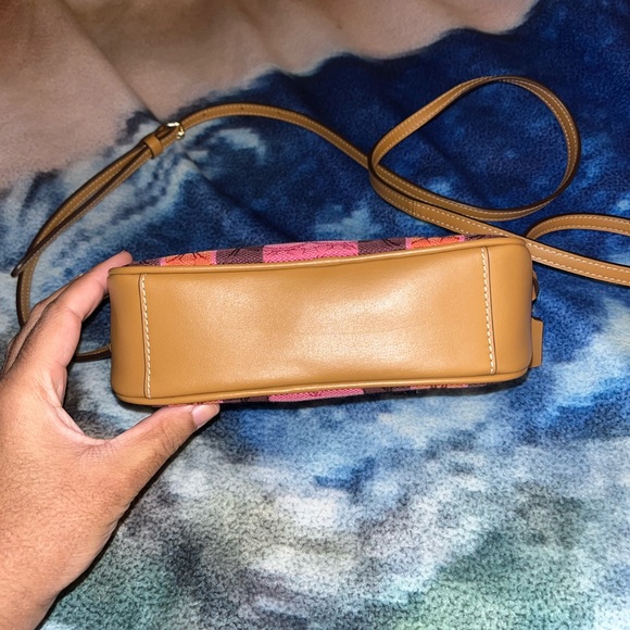Women’s coach mini camera bag in signature jacquard w/stripes multicolored - Picture 2 of 9